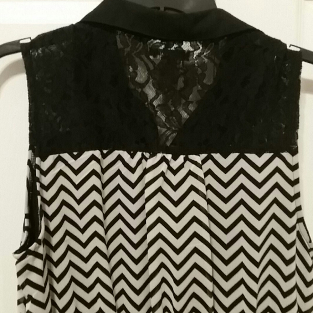 Chevron Dress - Picture 4 of 4